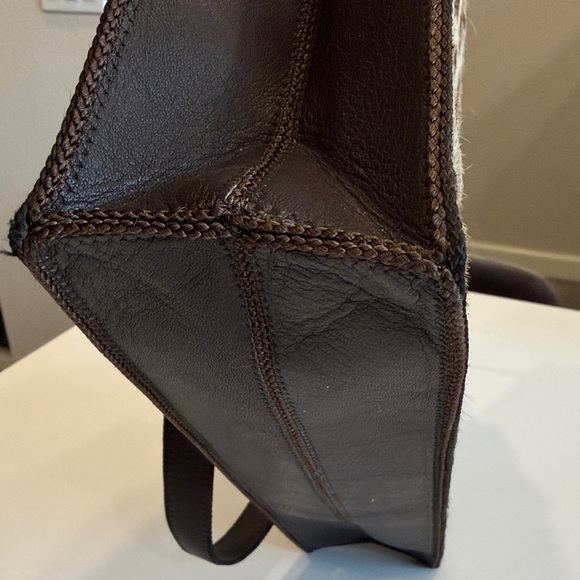 Balenciaga Leopard Tote in Brown and Tan - Picture 2 of 8